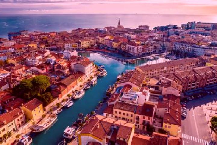 Ivy, 39 — Escort in Rivignano, Italy