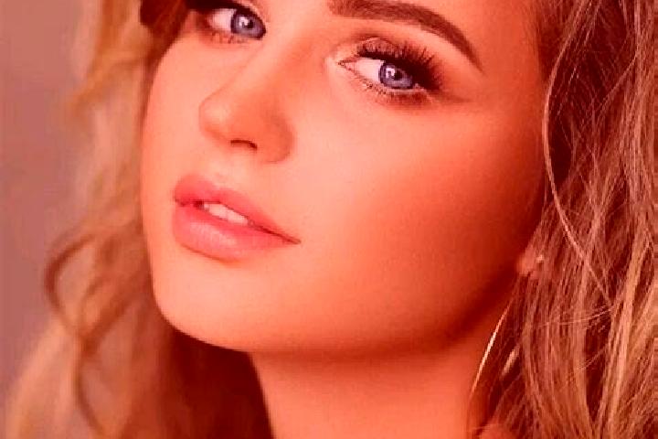 Jade, 20, a dark blonde blue-eyed mediterranean companion based in Nuevo Emperador. Offering CIM, GFE, OWO, A-Level. Available for incall and outcall, day an...