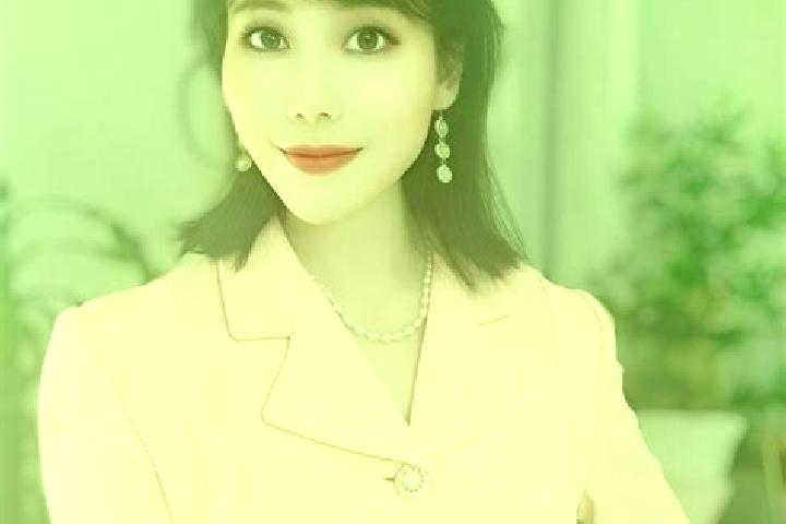 Jade, 20 — Escort in Shilong, China