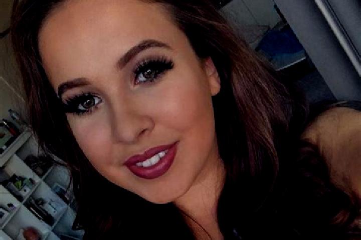 Jade, 21, a auburn brown-eyed mediterranean companion based in Zuekokore. Offering Prostate Massage, Dinner Date, Fetish, Girlfriend Experience. Available fo...