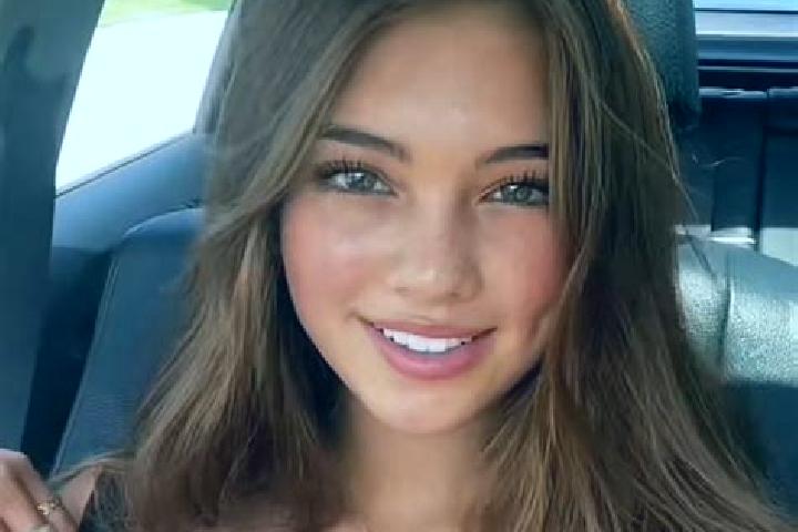 Jade, 21, a brunette grey-eyed middle eastern companion based in Coscurita. Offering Tantra, CIM, Prostate Massage. Available for incall and outcall, overnig...