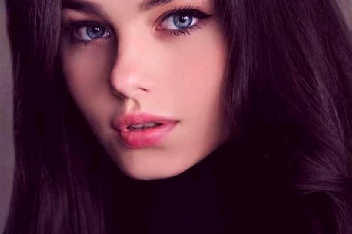 Jade, 21, a brunette grey-eyed slavic companion based in Shupluy. Offering BDSM, 69, Massage. Available for incall and outcall, day and evening dates.