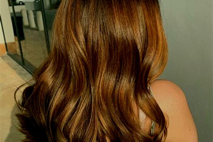 Jade, 21, a chestnut amber-eyed slavic companion based in Barra de Cazones. Offering 69, Erotic Massage, Girlfriend Experience, Couples, GFE. Available for i...