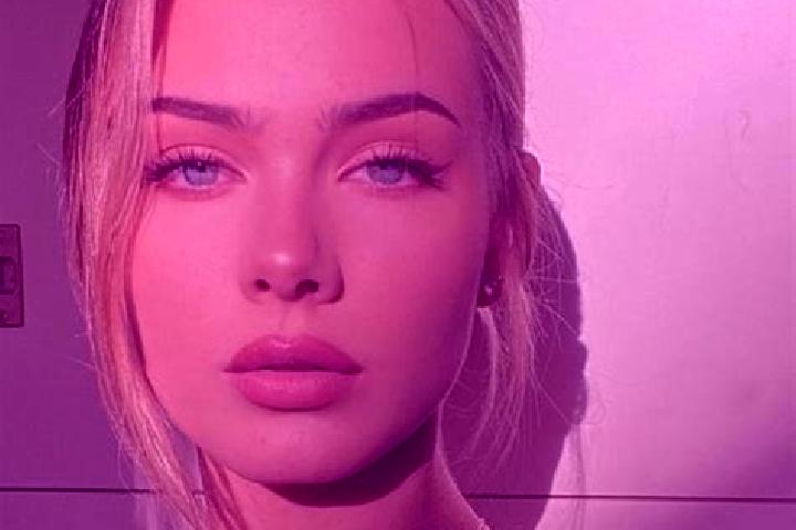 Jade, 21, a dark blonde dark-eyed european companion based in Wittorf. Offering A-Level, Deep French Kissing, CIM. Available for incall and outcall, day and ...