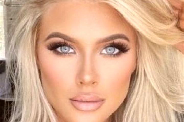 Jade, 21, a platinum blonde dark-eyed european companion based in Atalpa. Offering OWO, Dinner Date, CIM, BDSM. Available for incall and outcall, day and eve...