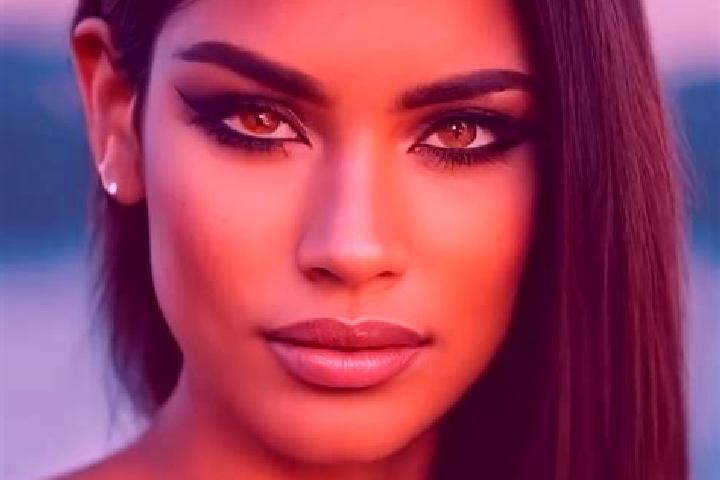 Jade, 21, a red green-eyed latina companion based in Pabianice. Offering Striptease, Domination, GFE, BDSM. Available for incall and outcall, overnight booki...
