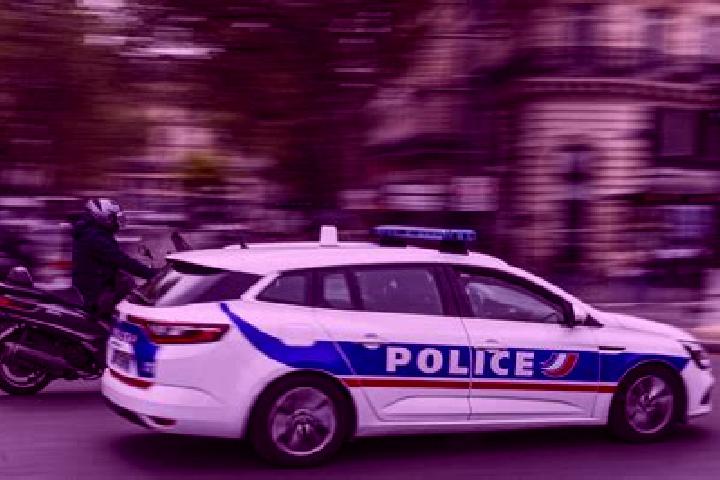 Jade, 21 — Escort in Arrest, France
