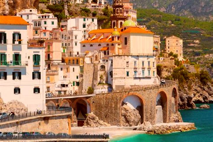 Jade, 21 — Escort in Gorga, Italy