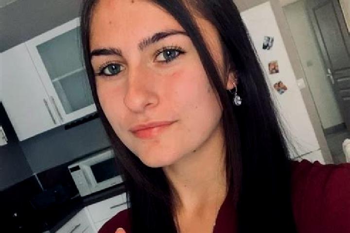 Jade, 21 — Escort in Jacob-Bellecombette, France