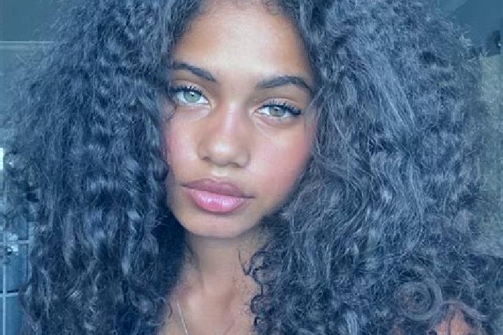 Jade, 22, a black grey-eyed ebony companion based in Munkkivuori. Offering Fetish, Tantra, CIM, Dinner Date, OWO. Available for incall and outcall, day and e...