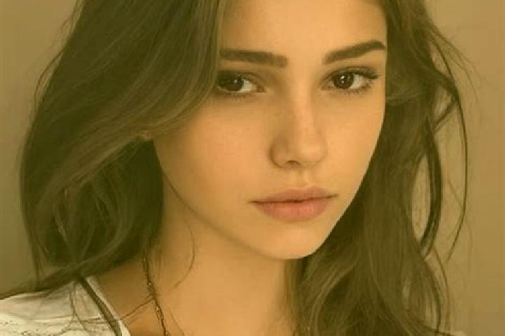 Jade, 22, a chestnut amber-eyed slavic companion based in Vasaj. Offering OWO, Travel Companion, Deep French Kissing. Available for incall and outcall, day a...