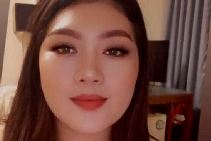 Jade, 22, a chestnut brown-eyed middle eastern companion based in Dongfanghong. Offering GFE, Girlfriend Experience, Massage, Fetish. Available for incall an...