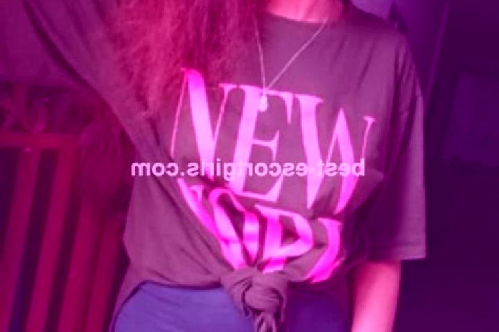 Jade, 22 — Escort in Mvouni, Comoros