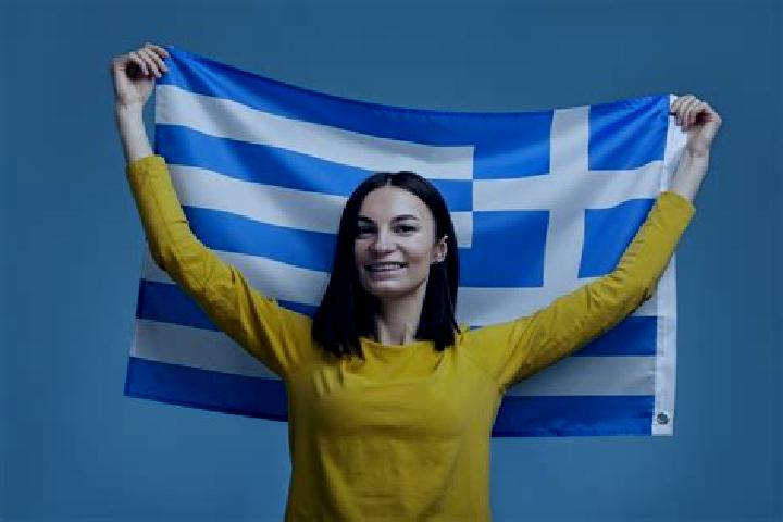 Jade, 22 — Escort in Peran Triovasalos, Greece