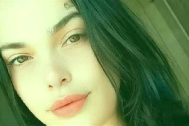 Jade, 22 — Escort in Ribeiropolis, Brazil