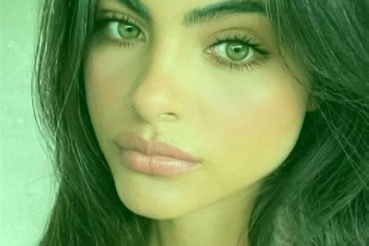 Jade, 23, a brunette green-eyed latina companion based in Lingen. Offering CIM, 69, Massage. Available for incall and outcall, day and evening dates.