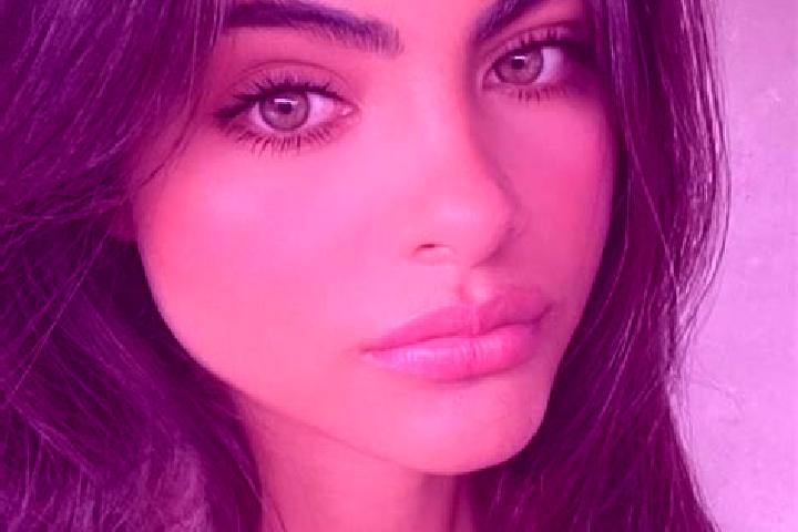 Jade, 23, a brunette green-eyed slavic companion based in Grenoble. Offering Prostate Massage, Dinner Date, Massage, Couples, Fetish. Available for incall an...