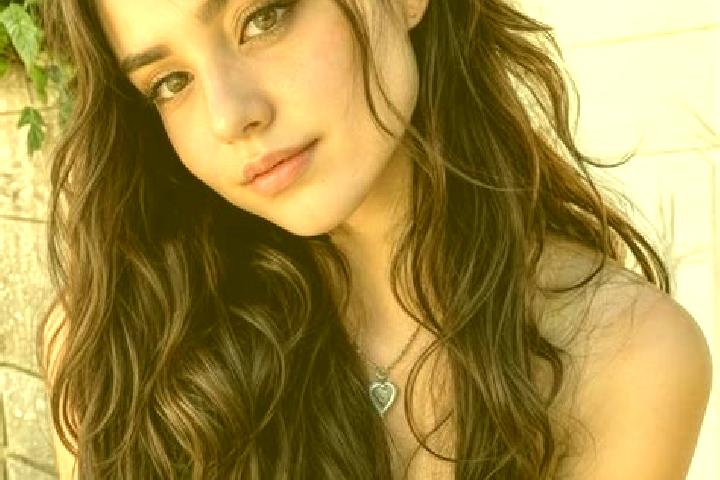 Jade, 23, a chestnut hazel-eyed mediterranean companion based in Zor Kot. Offering OWO, Erotic Massage, 69, Couples, Overnight. Available for incall and outc...