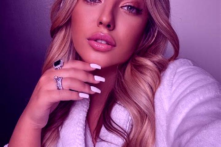 Jade, 23 — Escort in Koramanlar, Turkey