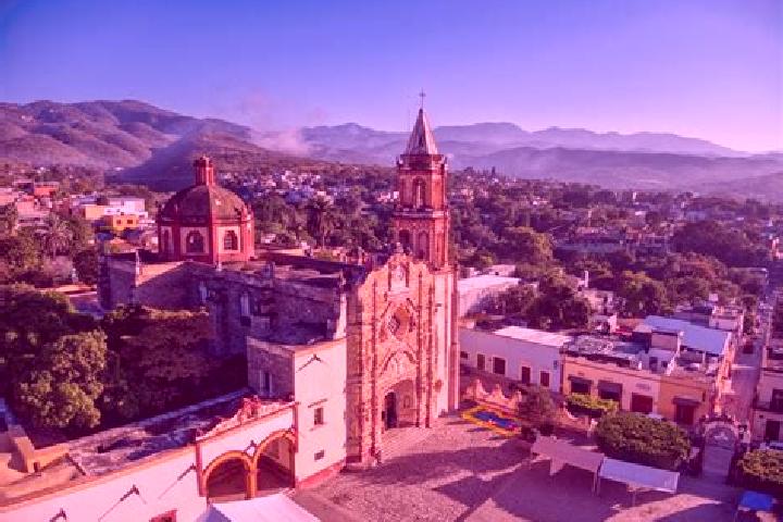 Jade, 23 — Escort in Pedro Escobedo, Mexico