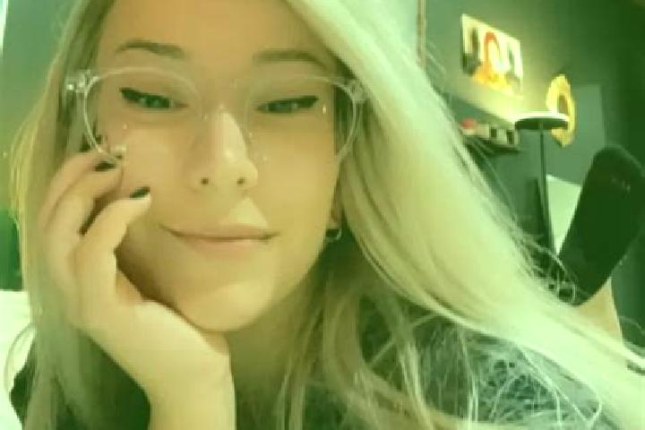 Jade, 24, a blonde grey-eyed asian companion based in Shlissel burg. Offering Domination, A-Level, Duos, CIM, Overnight. Available for incall and outcall, ov...