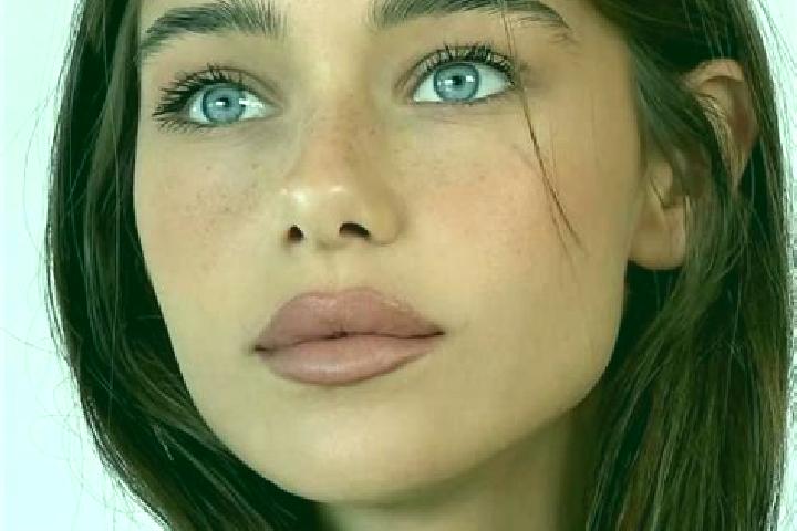 Jade, 24, a brunette brown-eyed middle eastern companion based in Maidenhead. Offering Overnight, A-Level, Duos. Available for incall and outcall, overnight ...