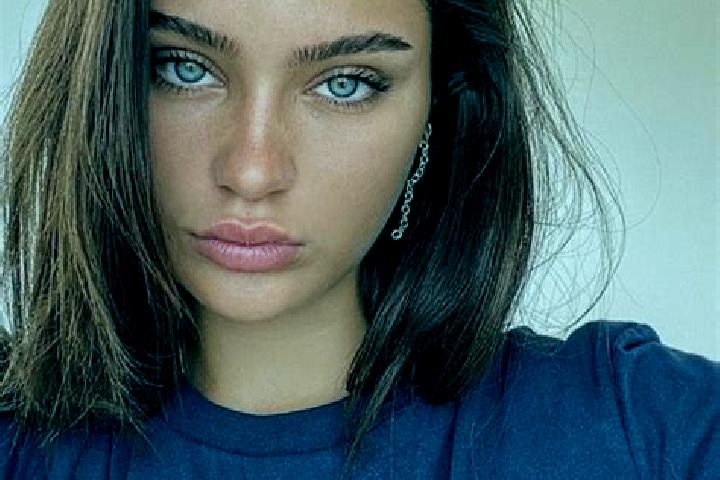 Jade, 24, a brunette dark-eyed slavic companion based in Cosmorama. Offering Dinner Date, Erotic Massage, Striptease, 69. Available for incall and outcall, d...