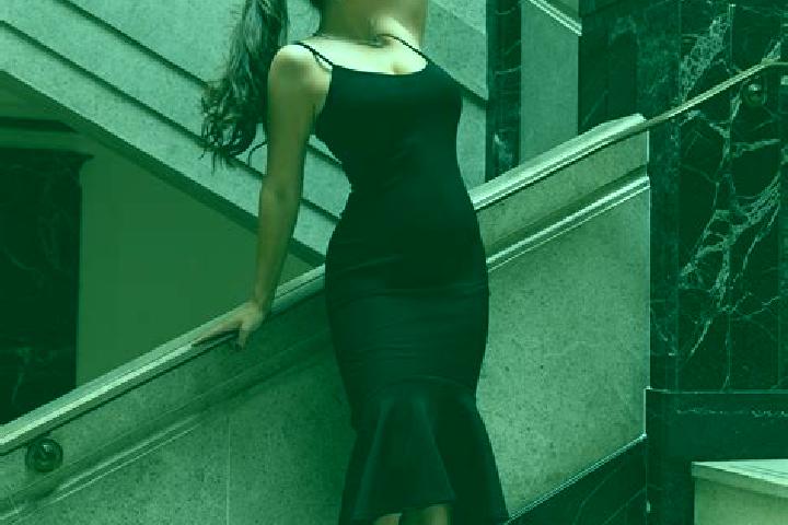 Jade, 24, a brunette grey-eyed latina companion based in Lund. Offering OWO, Fetish, Striptease, 69. Available for incall and outcall, day and evening dates.
