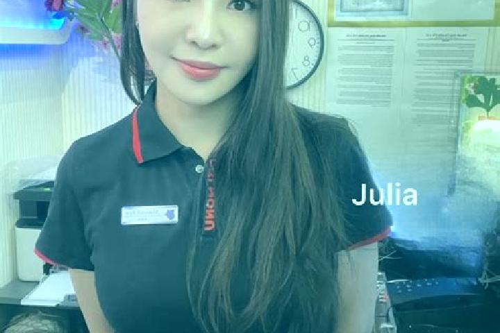 Jade, 24, a dark blonde dark-eyed caribbean companion based in Berger. Offering BDSM, Striptease, Girlfriend Experience, Massage, Tantra. Available for incal...