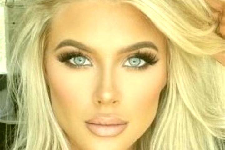 Jade, 24, a platinum blonde amber-eyed mixed companion based in Sankt Jakob. Offering Erotic Massage, Domination, Duos, Travel Companion, Fetish. Available f...