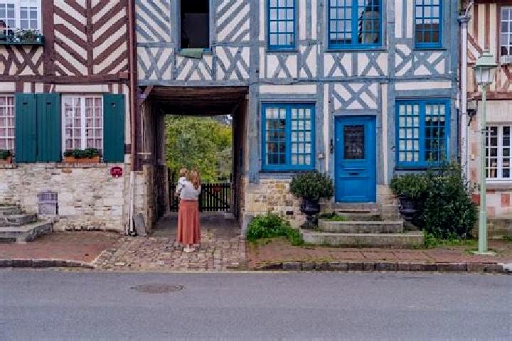 Jade, 24 — Escort in Volonne, France