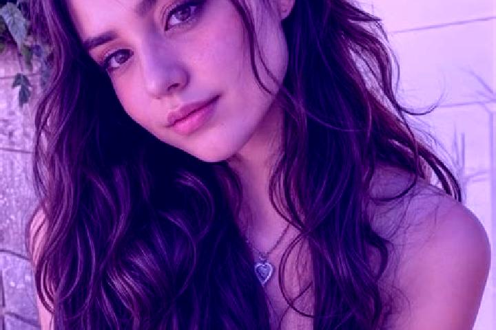 Jade, 25, a black hazel-eyed asian companion based in Altamont. Offering OWO, Deep French Kissing, CIM, A-Level, Duos. Available for incall and outcall, day ...