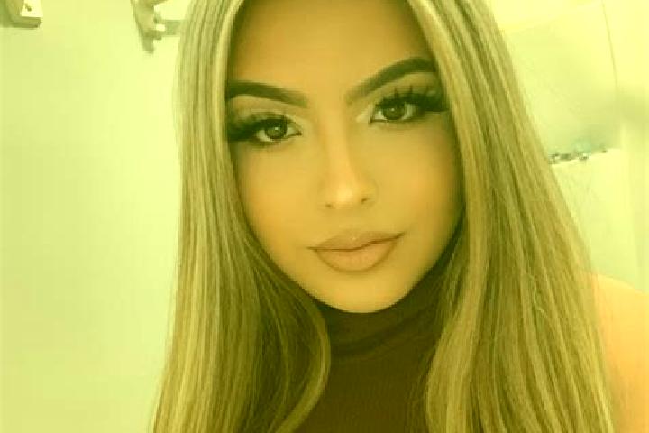 Jade, 25, a blonde brown-eyed latina companion based in Majiao. Offering Prostate Massage, Massage, Couples, 69, Roleplay. Available for incall and outcall, ...