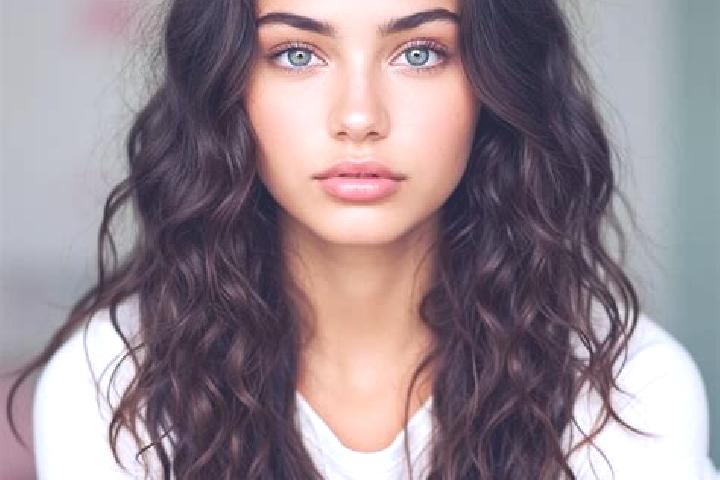 Jade, 25, a brunette dark-eyed mediterranean companion based in Ebergoetzen. Offering Roleplay, Couples, A-Level. Available for incall and outcall, overnight...