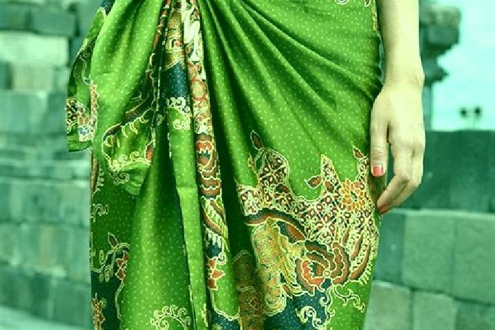 Jade, 25 — Escort in Banggi, Indonesia
