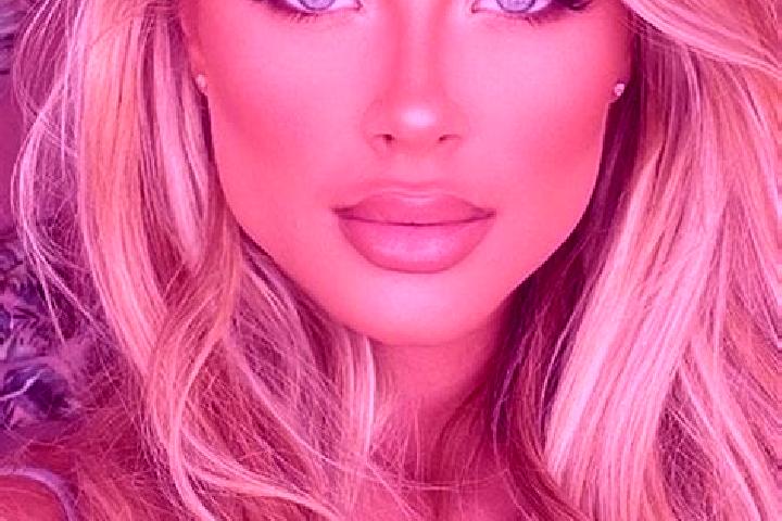 Jade, 26, a blonde hazel-eyed latina companion based in Badenas. Offering Domination, Prostate Massage, Travel Companion, 69. Available for incall and outcal...