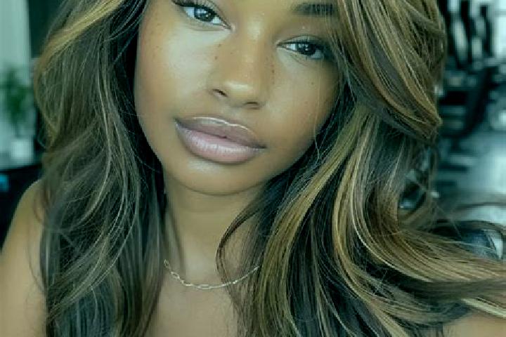 Jade, 26, a dark blonde hazel-eyed mixed companion based in Dornesti. Offering Striptease, Party Girl, CIM. Available for incall and outcall, overnight booki...