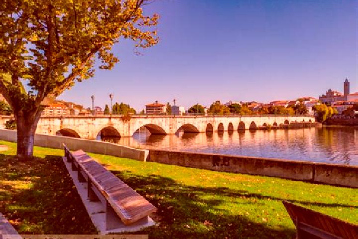 Jade, 26 — Escort in Mirandela, Portugal