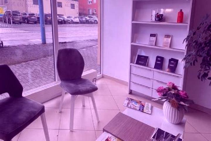 Jade, 26 — Escort in Niederfeulen, Luxembourg