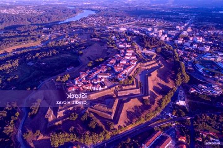 Jade, 26 — Escort in Valenza, Portugal