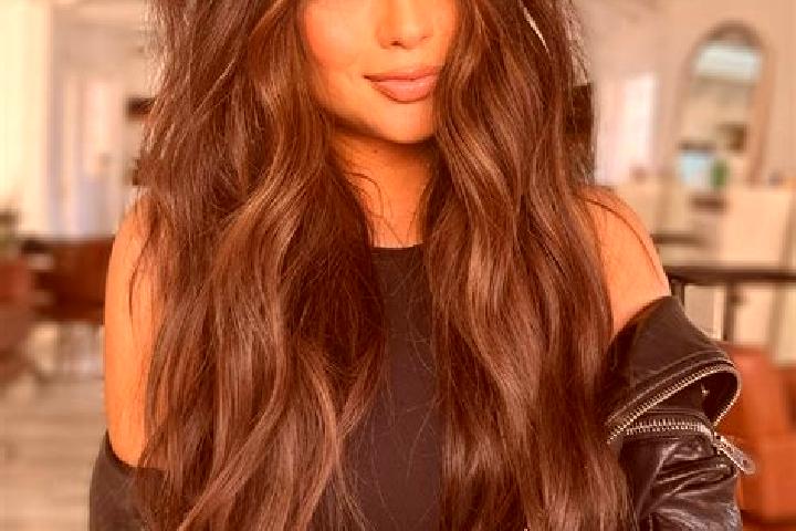 Jade, 27, a brunette dark-eyed mixed companion based in Boyne Island. Offering Roleplay, A-Level, Duos, CIM, Girlfriend Experience. Available for incall and ...