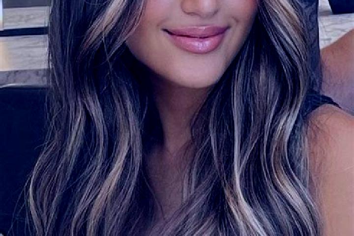 Jade, 27, a dark blonde grey-eyed ebony companion based in Epehy. Offering Fetish, OWO, Erotic Massage, Party Girl, 69. Available for incall and outcall, day...