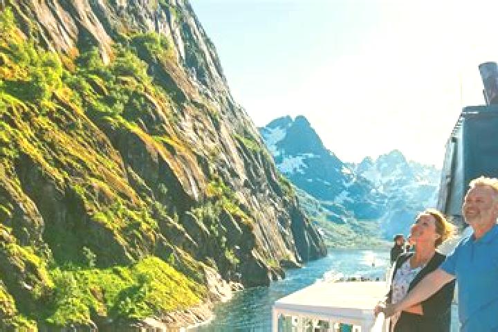 Jade, 27 — Escort in Bogen, Norway