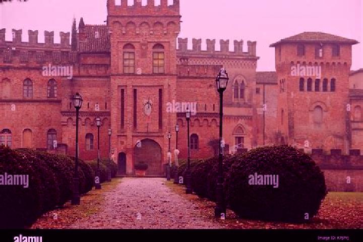 Jade, 27 — Escort in Cappella de Picenardi, Italy