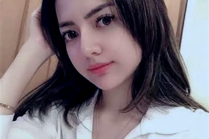 Jade, 27 — Escort in Panoongan, Indonesia