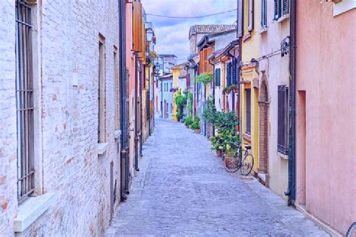 Jade, 27 — Escort in San Giuliano, Italy