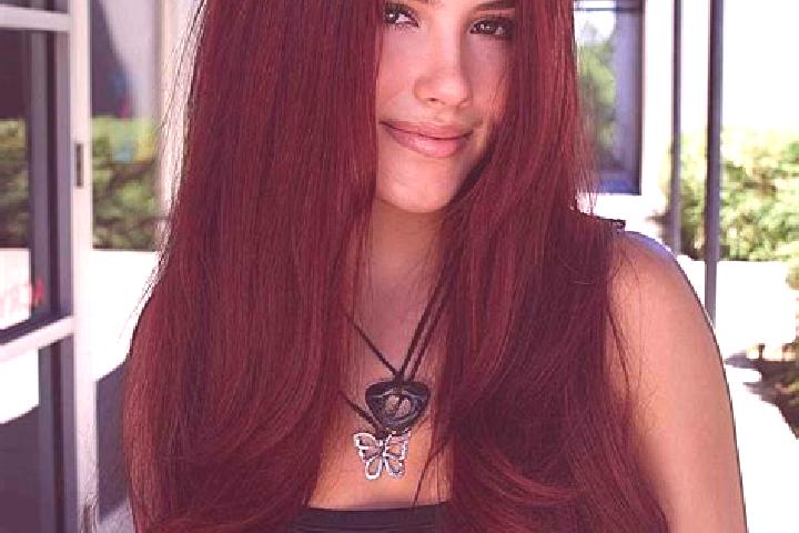 Jade, 28, a auburn dark-eyed slavic companion based in Jhol. Offering Erotic Massage, Striptease, Prostate Massage, Girlfriend Experience. Available for inca...