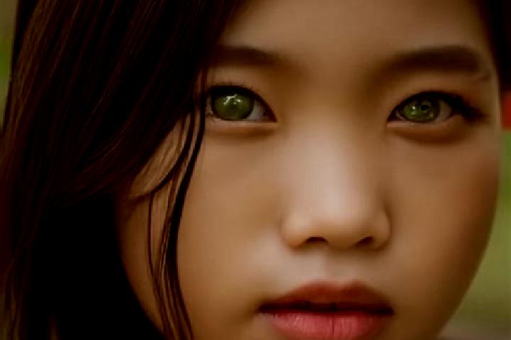 Jade, 28, a black green-eyed asian companion based in Bodoco. Offering Massage, Tantra, BDSM. Available for incall and outcall, day and evening dates.