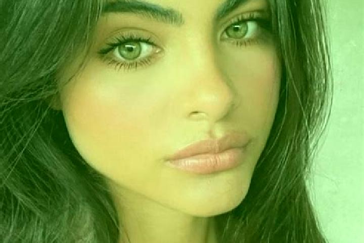 Jade, 29, a brunette hazel-eyed middle eastern companion based in Pimlico. Offering Striptease, Dinner Date. Available for incall and outcall, overnight book...