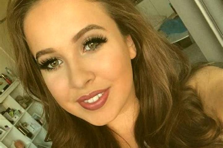 Jade, 29, a dark blonde dark-eyed mixed companion based in Mount Nasura. Offering Massage, Couples, Party Girl, Striptease. Available for incall and outcall,...